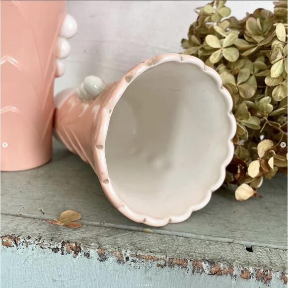 Vintage Anchor Hocking Fire King Vitrock Pink White Tulip Glass Vase CHOICE ONE - Picture 5 of 7